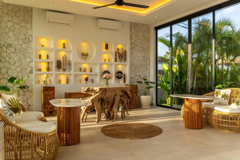 Edvin Marton Romantic 1BR Private Pool Villas Resort in Abiansemal