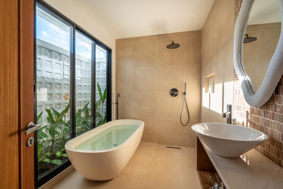 Edvin Marton Romantic 1BR Private Pool Villas Resort in Abiansemal