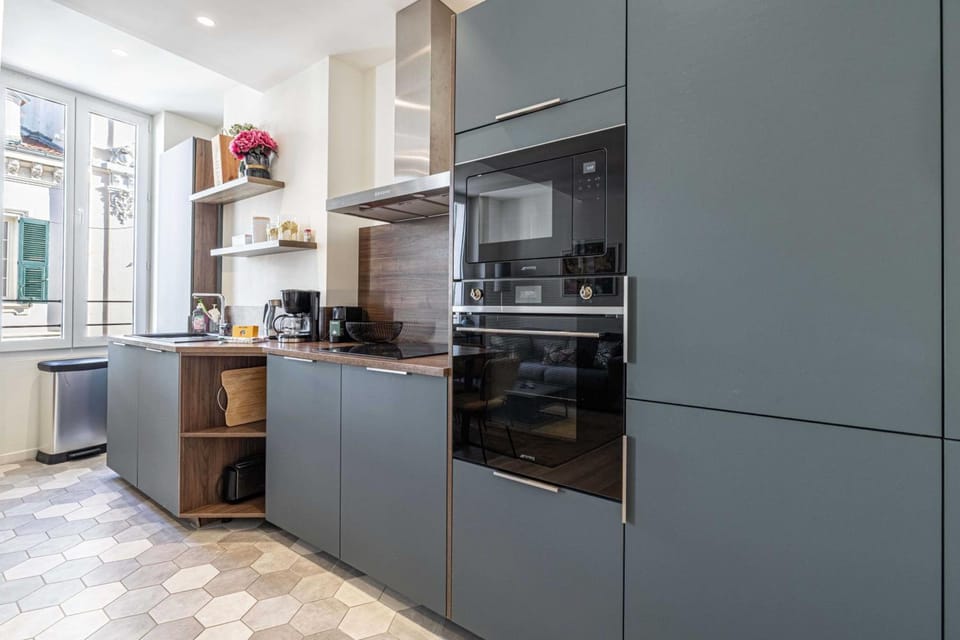Modern Apartment a/c 2CH/4P - Cannes Hotel in Cannes