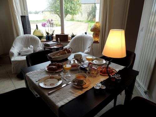 Le Jardin Du Puits Hotel in Normandy