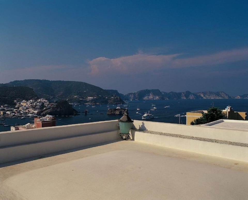 Villa Laetitia Hotel in Ponza