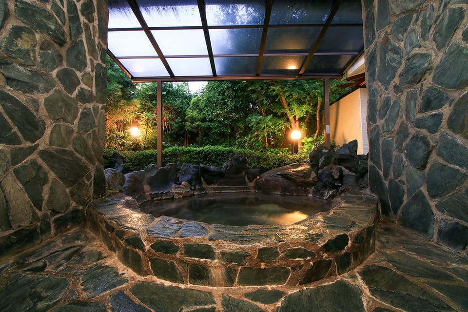 Open air bath
