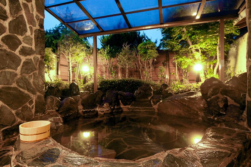 Open air bath