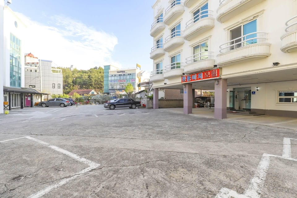 Jeongdong Beach Motel Motel in South Korea
