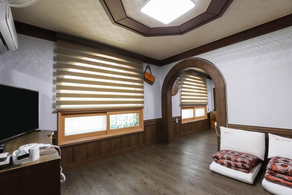 Boryeong (Daecheon) Pine Motel in South Korea