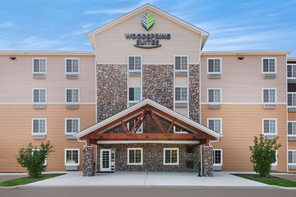 WoodSpring Suites Chattanooga Hotel in Chattanooga