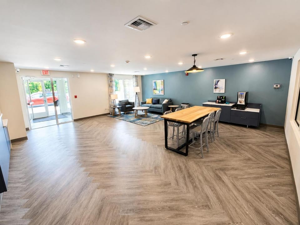 WoodSpring Suites Jackson Hub City Hotel in Jackson