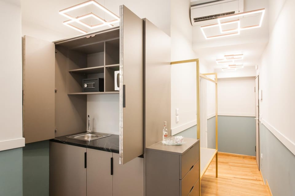 Step One | Luxury Suites right in the heart of Acropolis next to metro station Hotel in Plaka