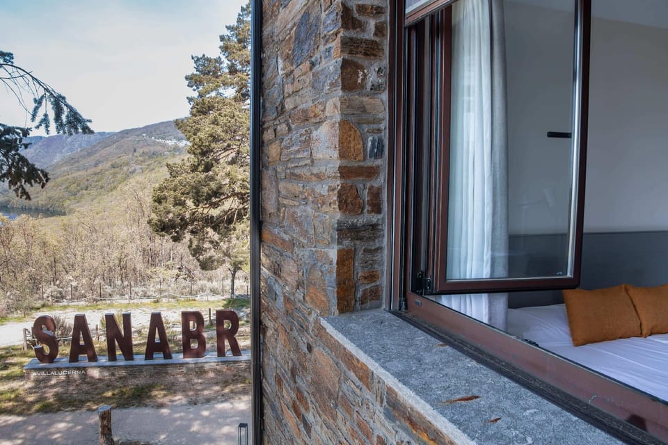Hotel Villalucerna Hotel in Senabria