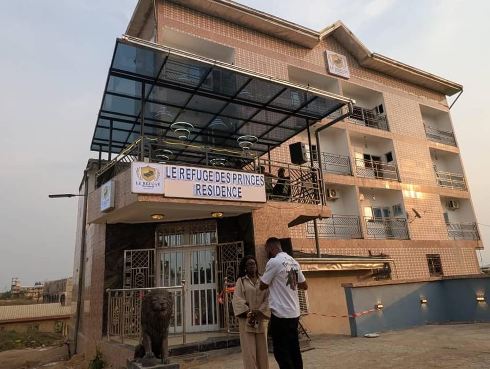 Refuge Des Princes Hotel in Douala