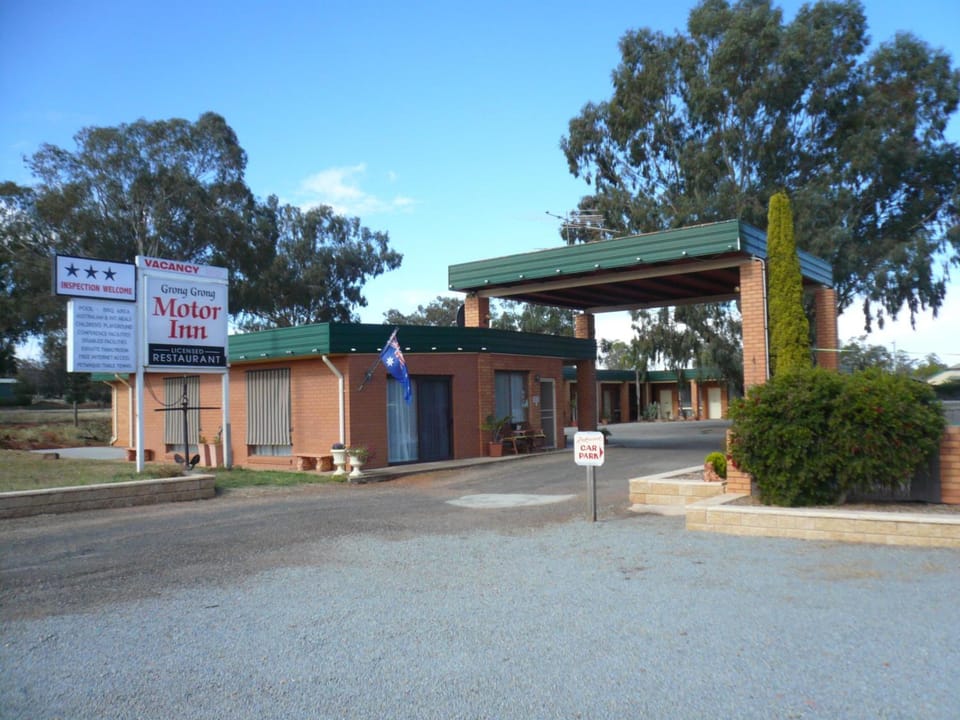 Grong Grong Motor Inn Motel in Victoria