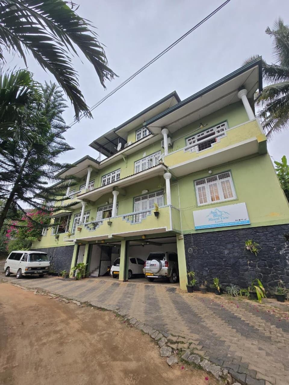 Blue Mount View Kandy Hotel in Kandy