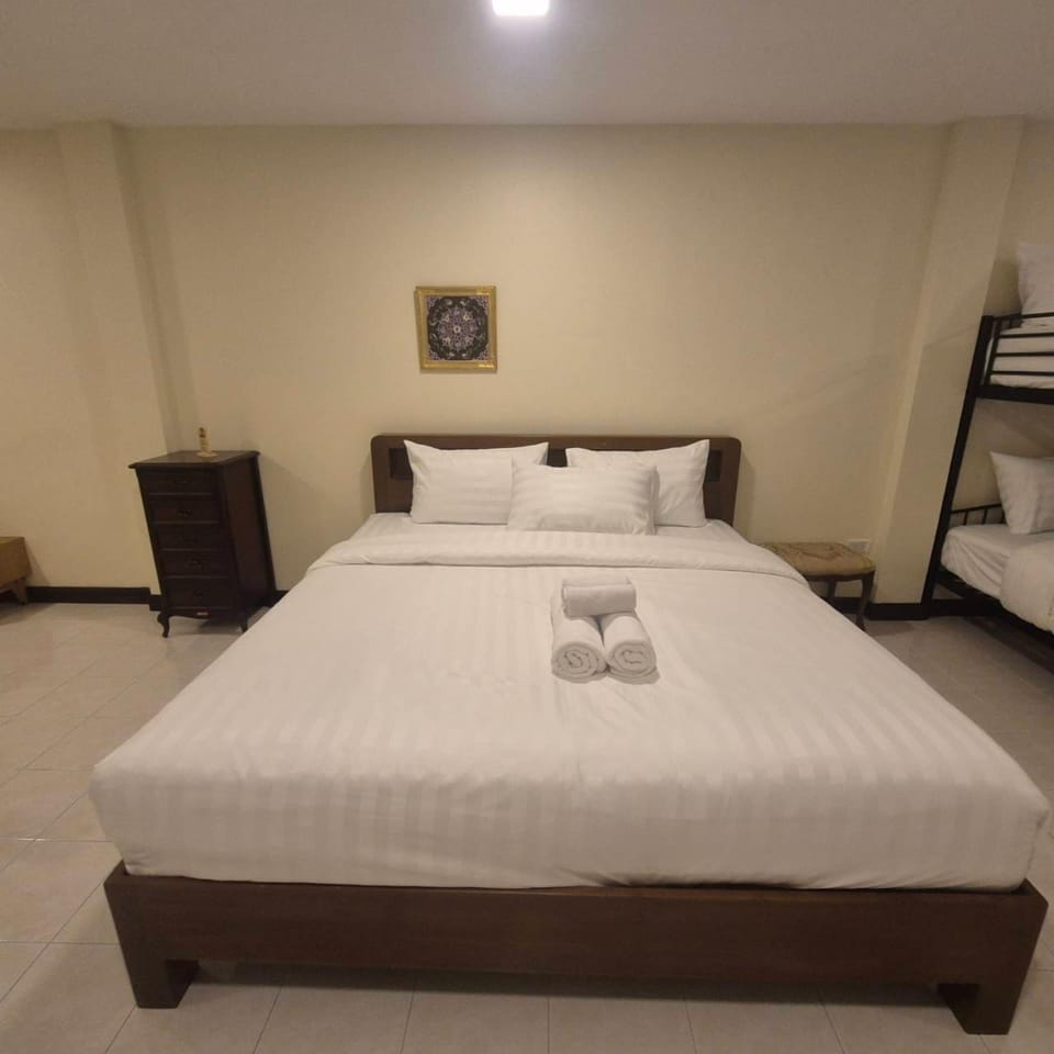 Rock&rowMototel 3rd Floor Hostel in Thailand
