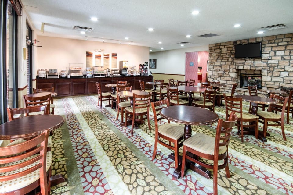 River Bluff Hotel and Conference Center Hotel in Mineral Wells