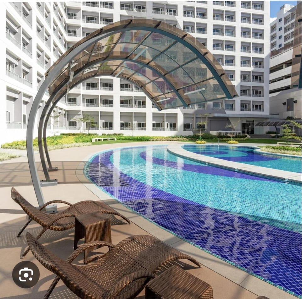 Studio Type Apartment for Rent  Hotel in Makati