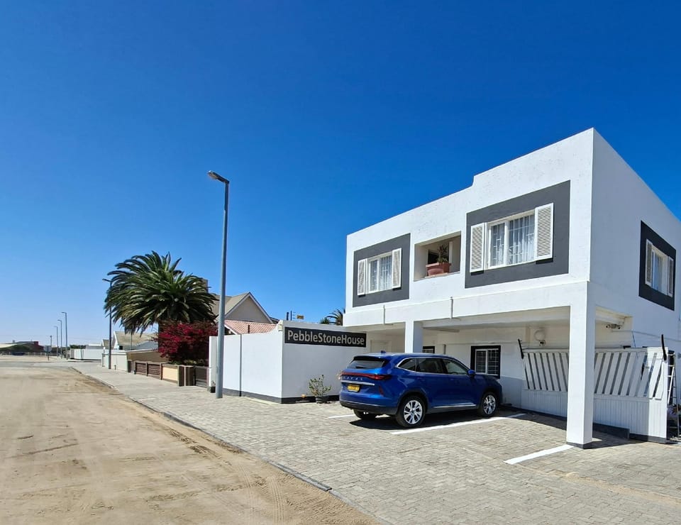 Pebble Stone House Bed & Breakfast Hotel in Namibia