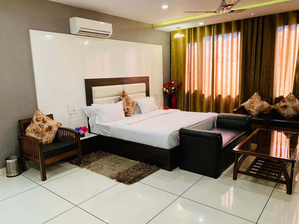 MITHILESH HOTEL Hotel in Punjab, India