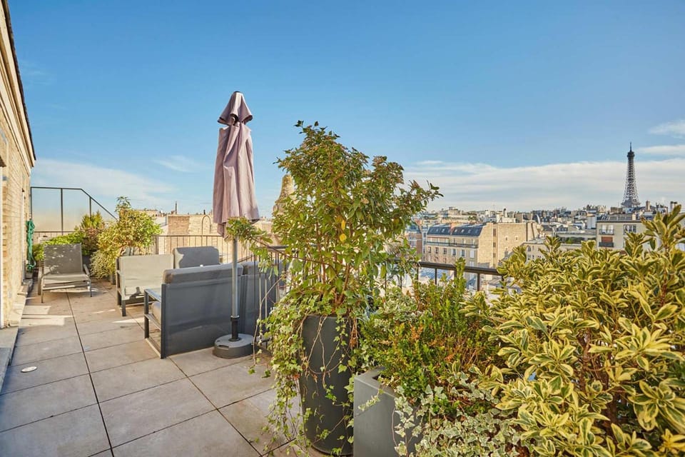 Sublim Penthouse Trocadero Tour Eiffel Hotel in Paris