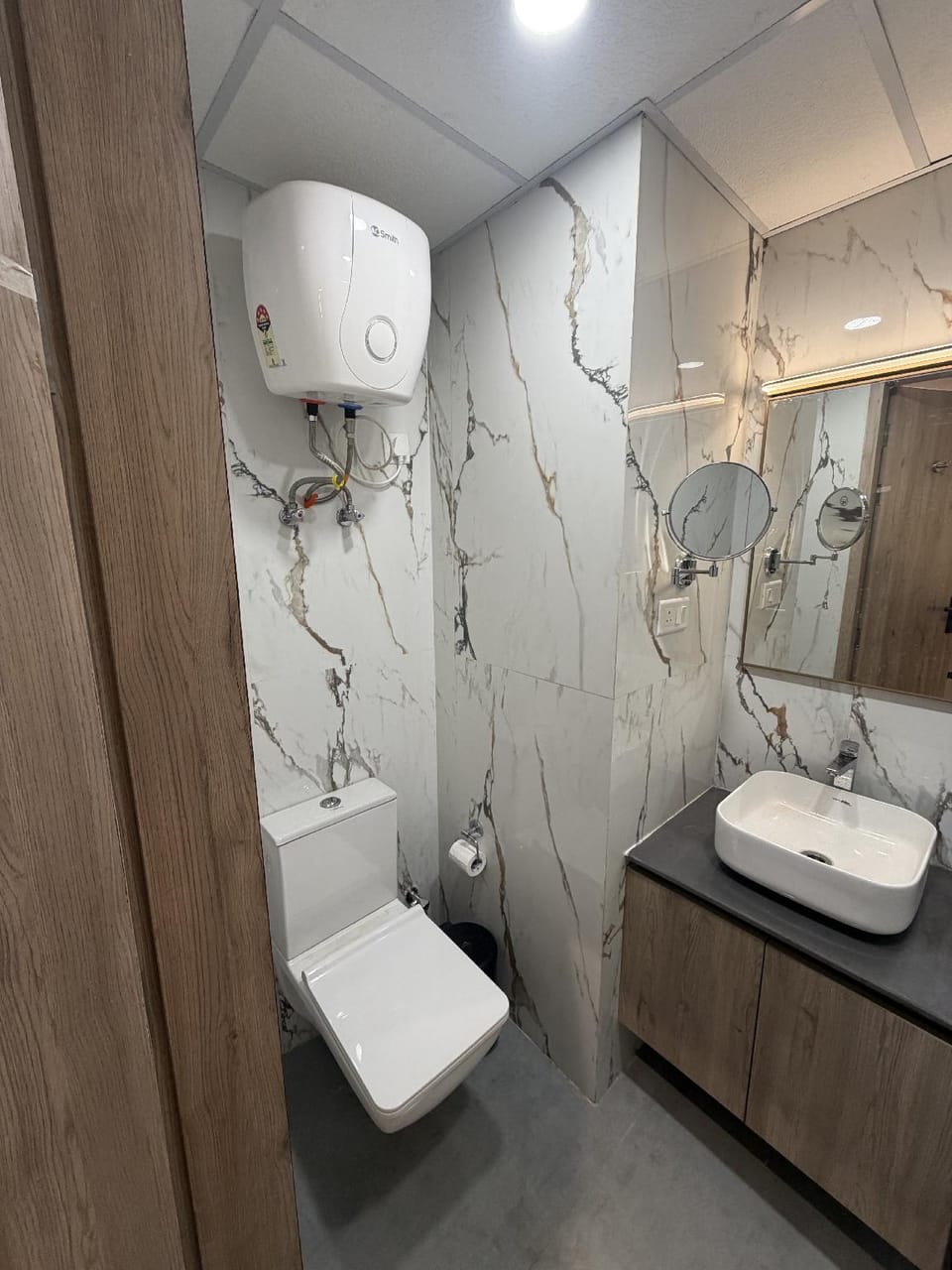 The Sterling Aroma Apartment hotel in Uttar Pradesh