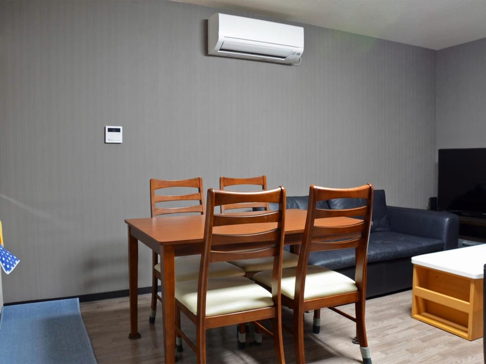 Uri House Hotel in Japan