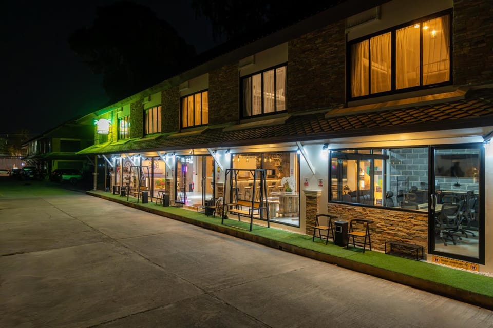 HOST'S EL Fisherman Hostel in Ko Samui