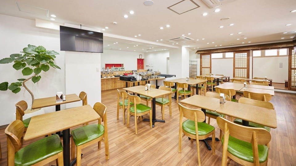 Hotel Peace Land Hotel in Naha