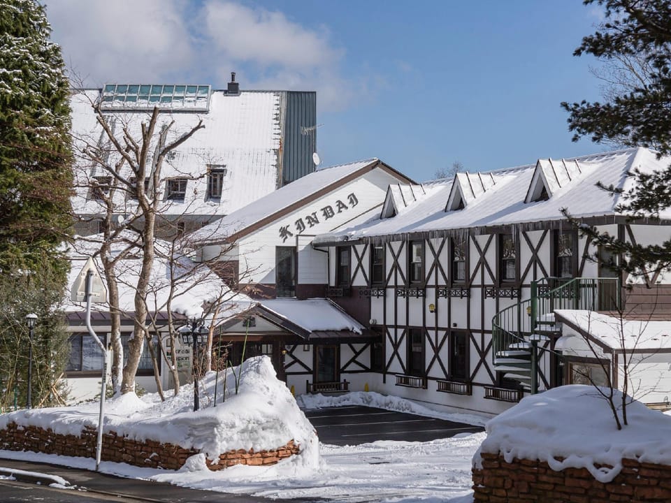 Kusatsu Onsen Kindai Hotel in Japan