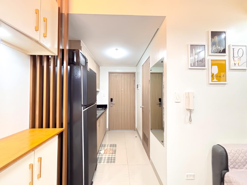 Mayari Suite| Pool Access l SHORE 2 B03 0974 Hotel in Pasay