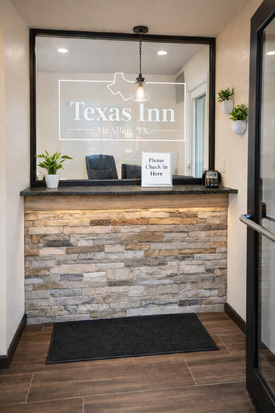 Texas Inn Hotel in McAllen