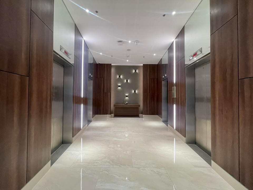 Cebu Business Park Listing  Apartment hotel in Lapu-Lapu City