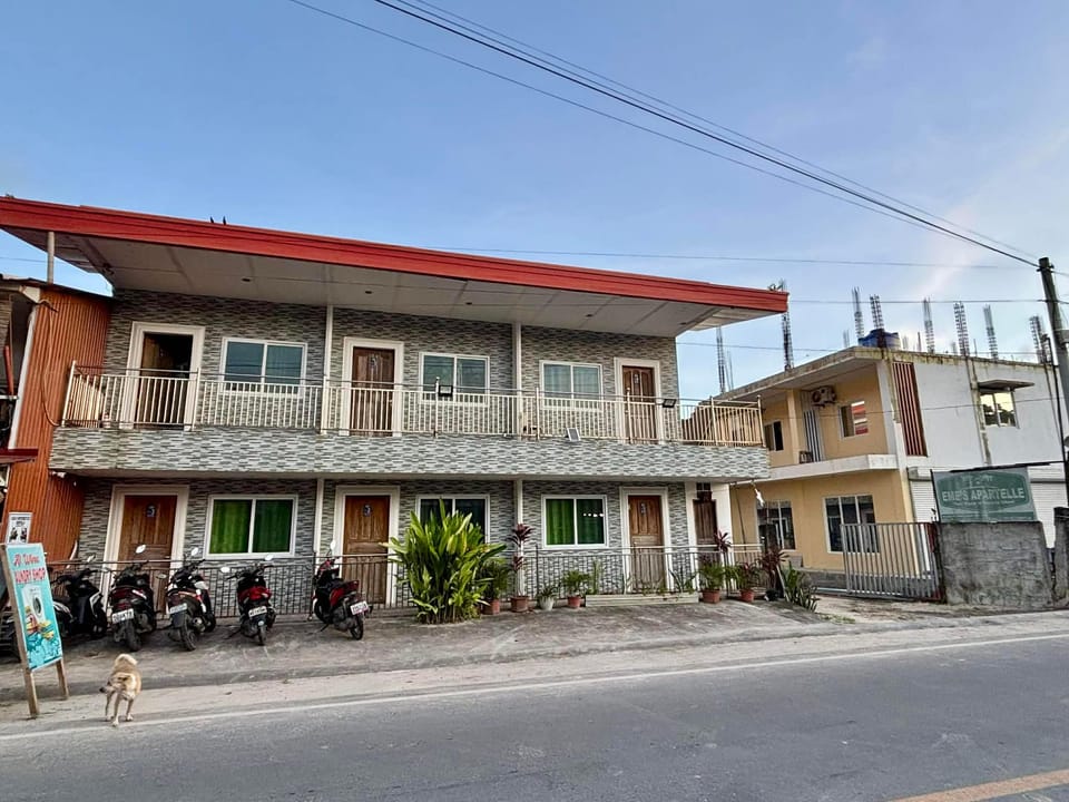 Eme’s Apartelle  Inn in General Luna
