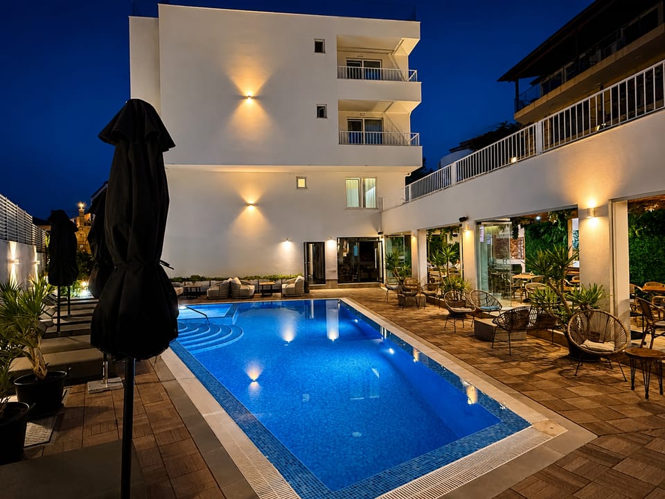 JI HOTEL Hotel in Sozopol