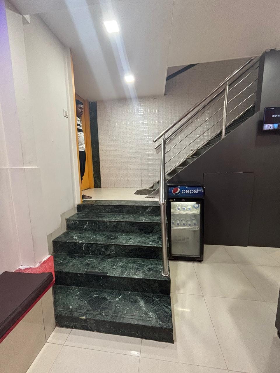 Hotel Silver Shine Hotel in Mumbai