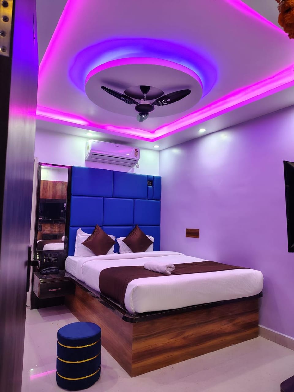 Hotel Midnight Hotel in India