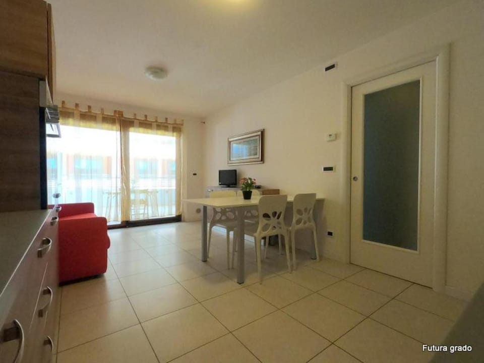Lovely nest with lagoon view and terrace in Grado Apartment in Grado