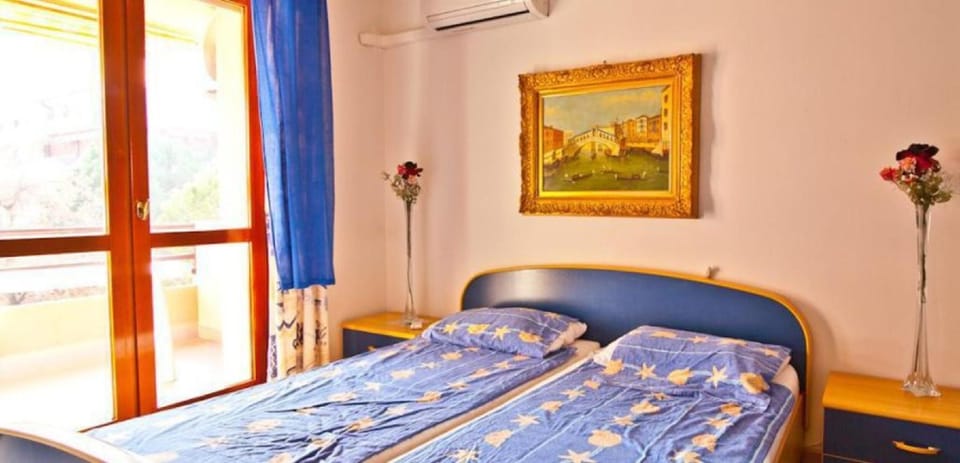Cozy flat for four guests just steps from the sea Apartment in Grado