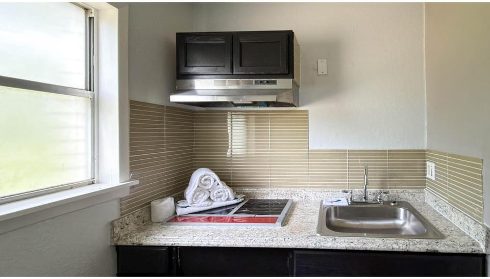 Studio 6 Suites Belton, TX Hotel in Belton