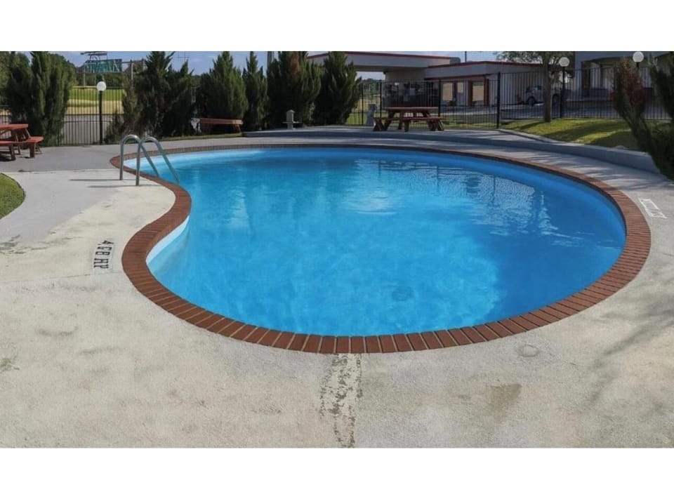 Studio 6 Suites Belton, TX Hotel in Belton