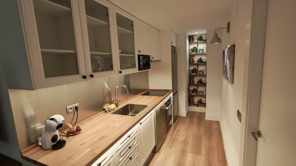 Apartahotel Quo Eraso Hotel in Madrid