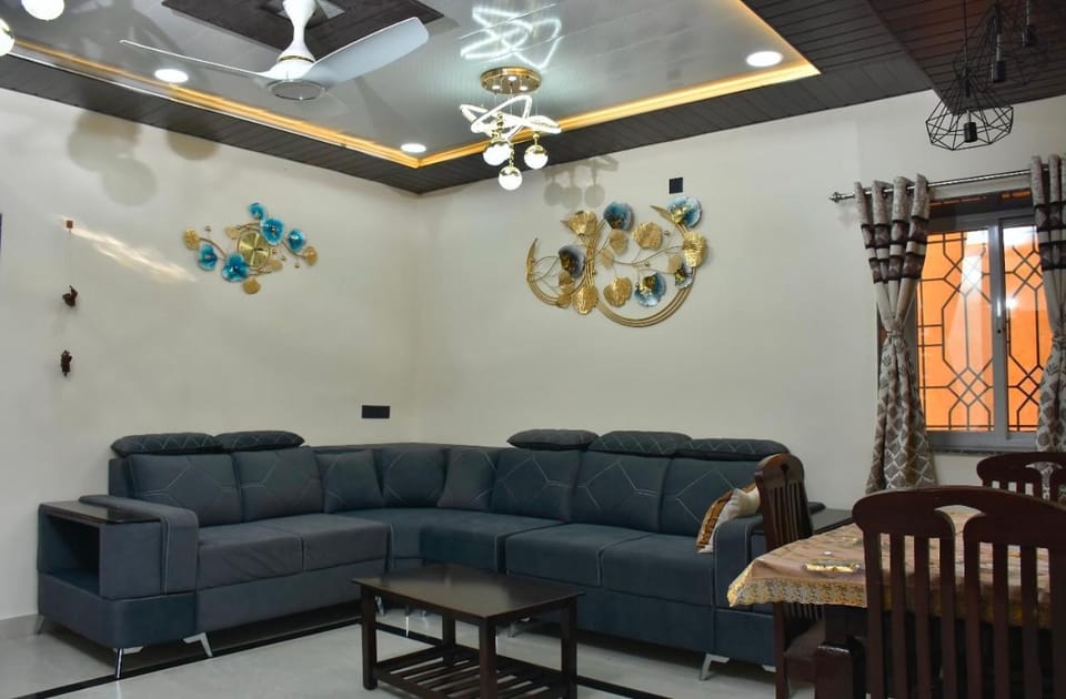 Hotel Laxmi Niwas Hotel in Mahabaleshwar