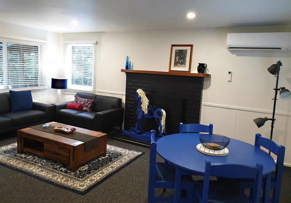 Tyenna River Cottages Hotel in Tasmania
