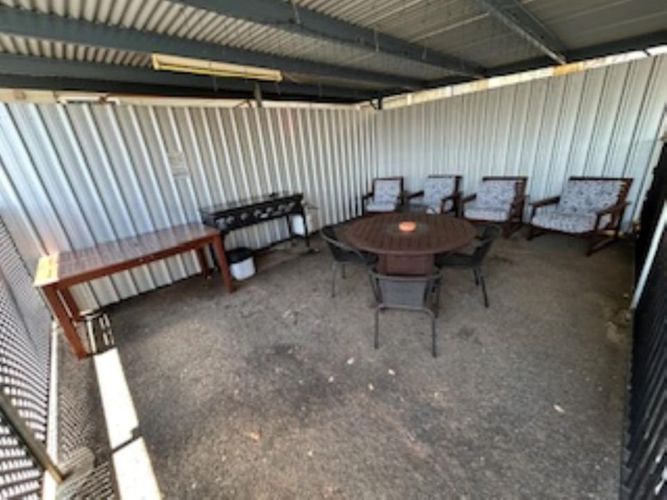 Warren Motor Inn Motel in New South Wales