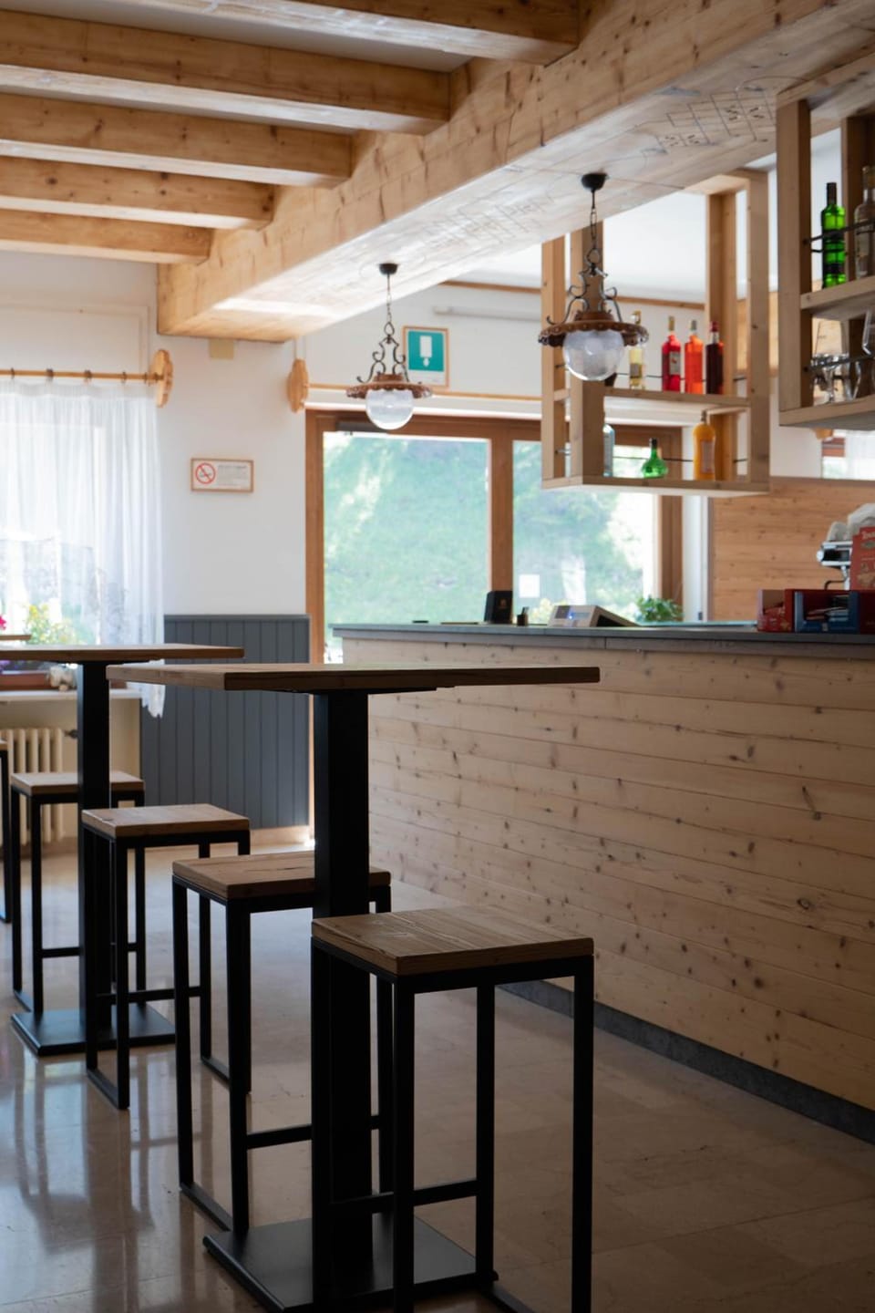 Bar/lounge
