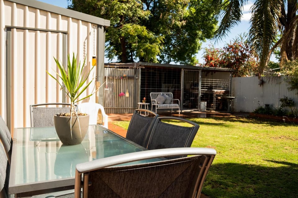 Bidgee Motor Inn Motel in Victoria