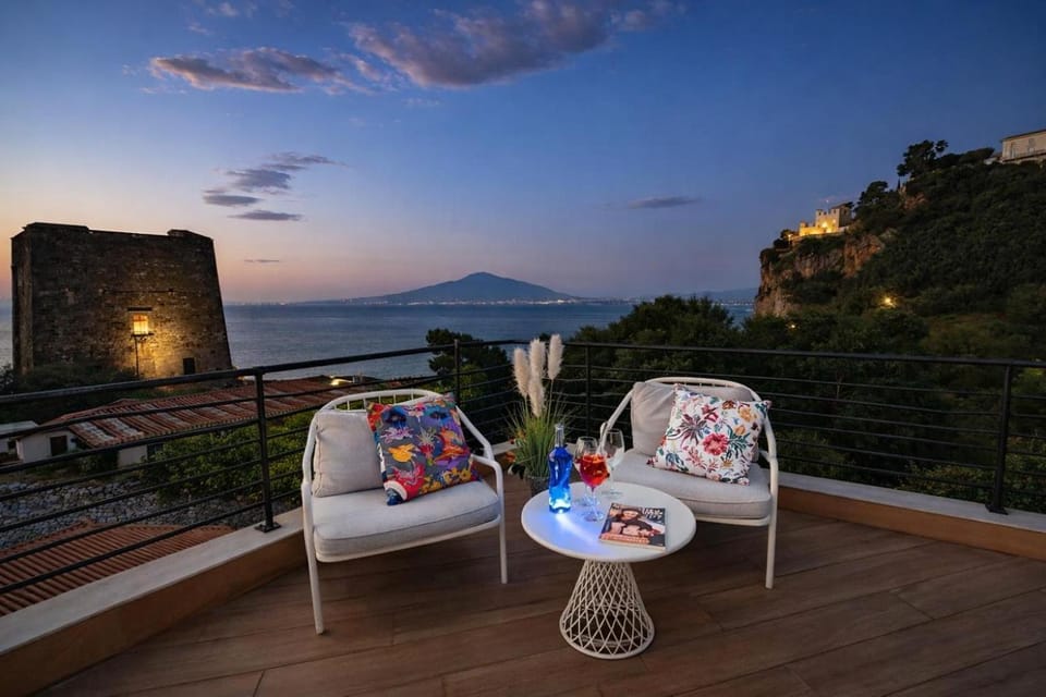 Hotiday Vico Equense Beach Hotel in Vico Equense
