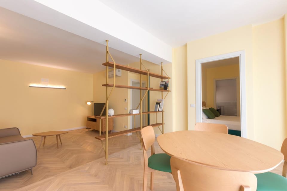 Shared lounge/TV area