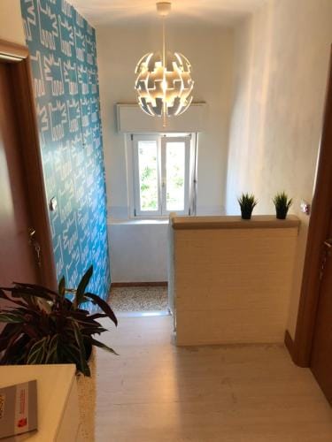 IRIDES ROOMS a un passo dai Parchi Divertimento Hotel in Lake Garda