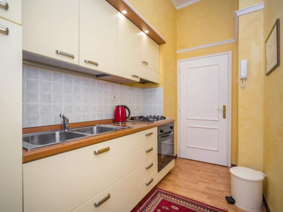 Apartments and Rooms Villa Rossella 2 Hotel in Rovinj