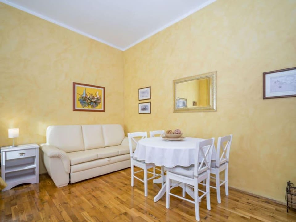 Apartments and Rooms Villa Rossella 2 Hotel in Rovinj
