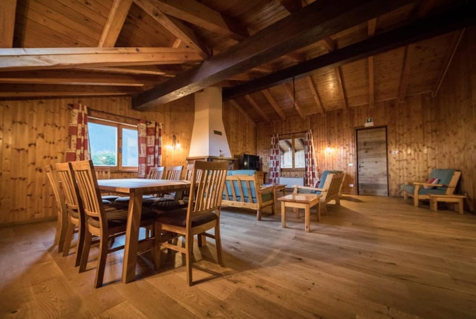 Chalet Saint-Barthelemy Hotel Hotel in Aosta Valley, Italy